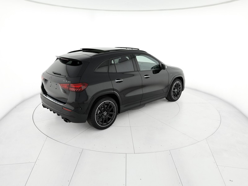 AMG Classe A a amg 35 premium plus amg 4matic auto benzina nero