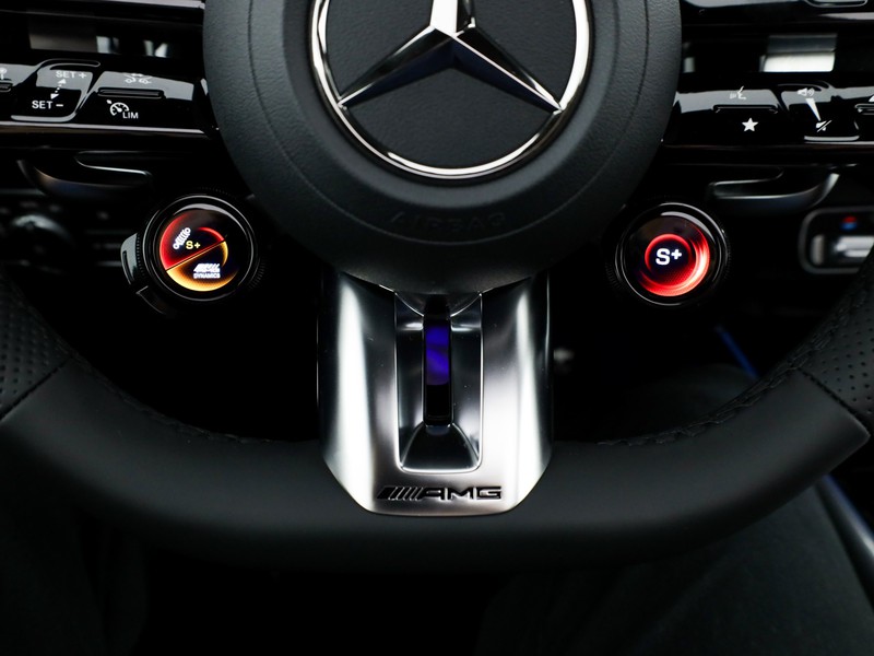 AMG Classe A a amg 35 premium plus amg 4matic auto benzina nero