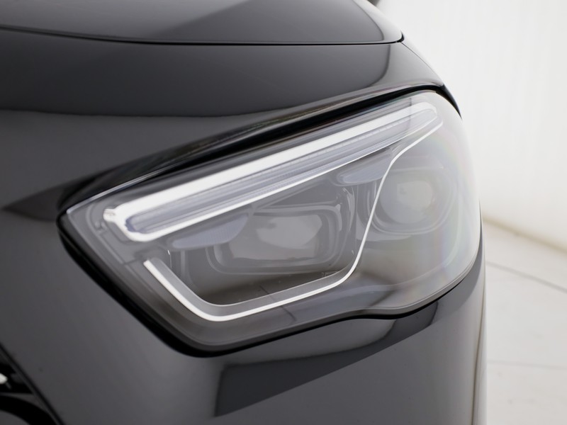 Mercedes GLA 180 progressive extra auto benzina nero