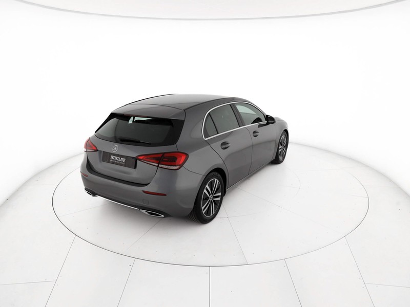 Mercedes Classe A 180 d sport auto diesel grigio