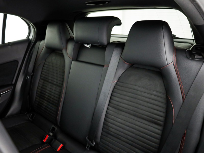 Mercedes GLA 200 d premium 4matic auto diesel argento