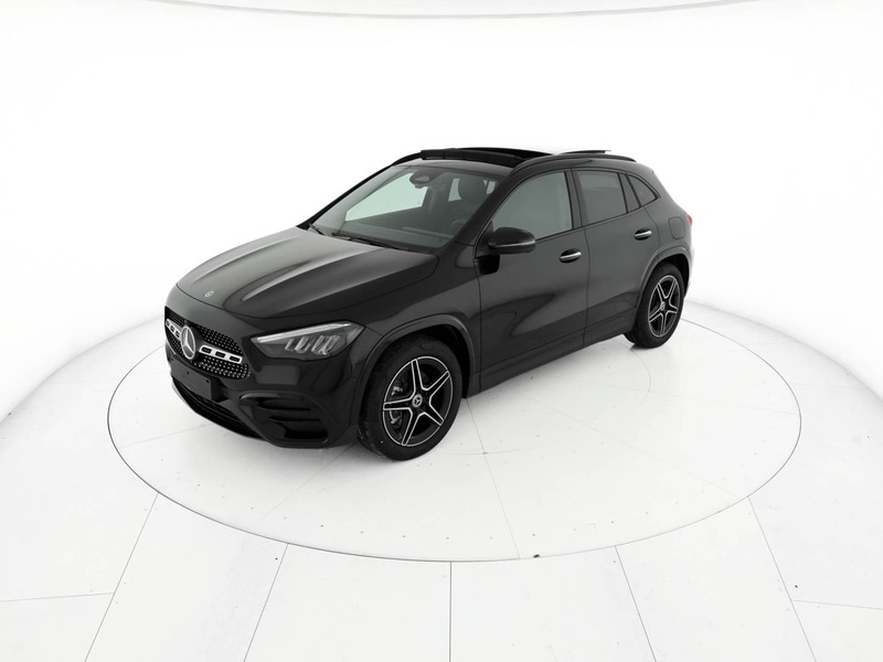Mercedes GLA - foto 2