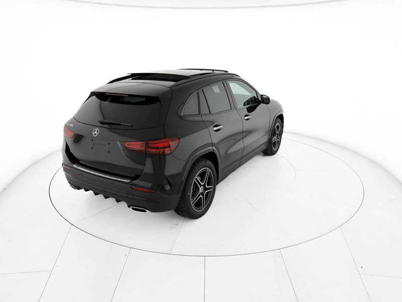 Mercedes GLA - foto 3