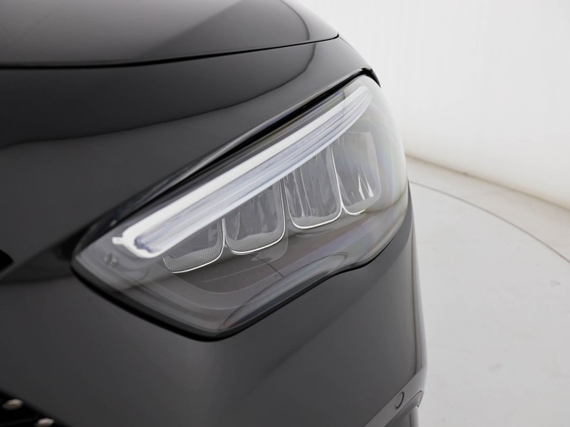 Mercedes GLA 180 amg line extra auto benzina nero