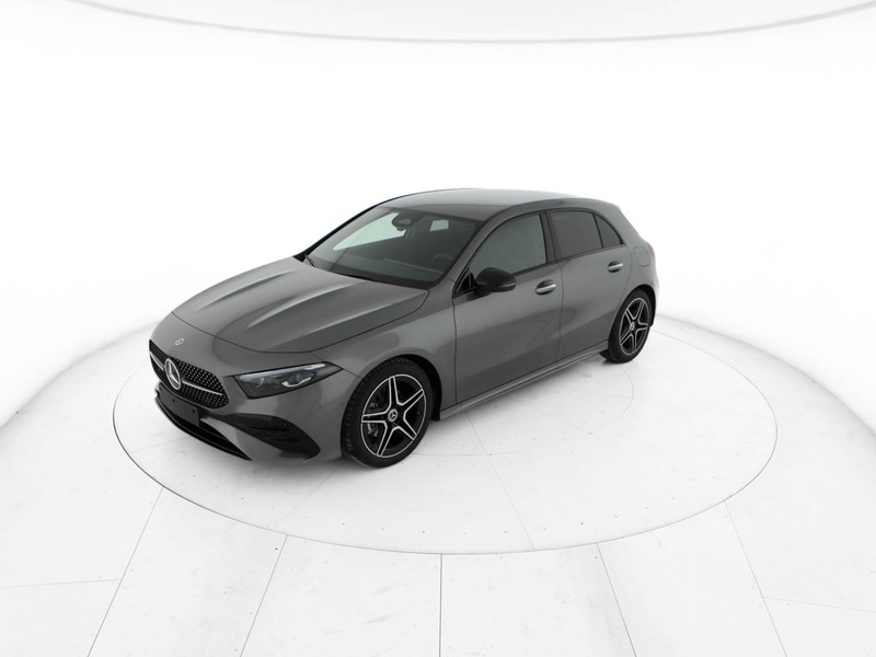 Mercedes Classe A 180 d amg line extra auto diesel grigio