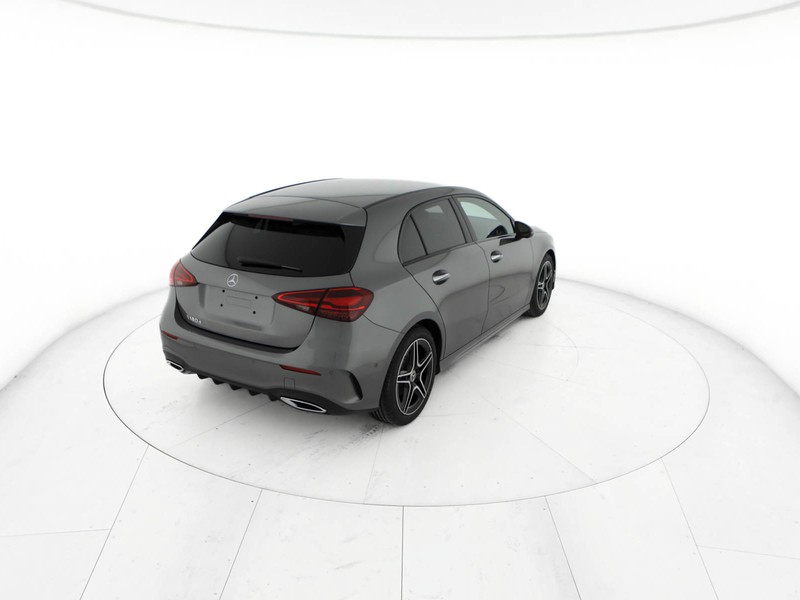 Mercedes Classe A 180 d amg line extra auto diesel grigio