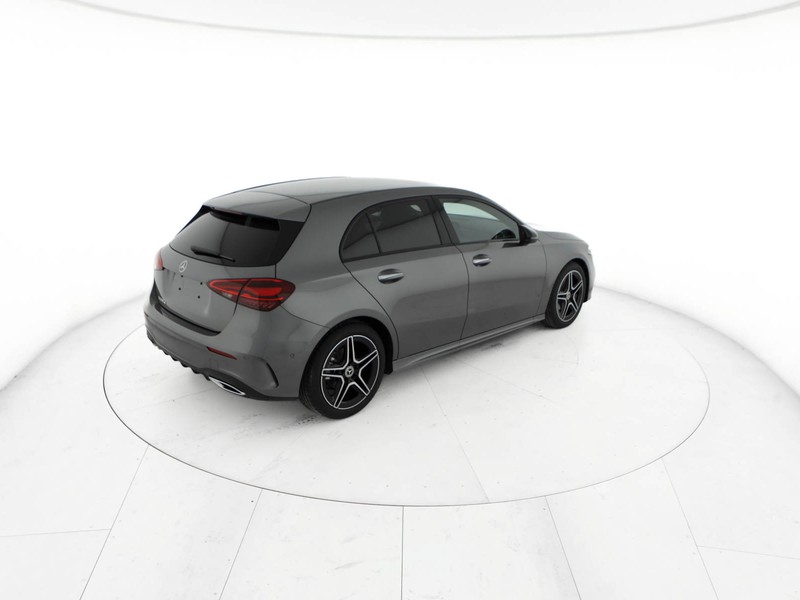 Mercedes Classe A 180 d amg line extra auto diesel grigio