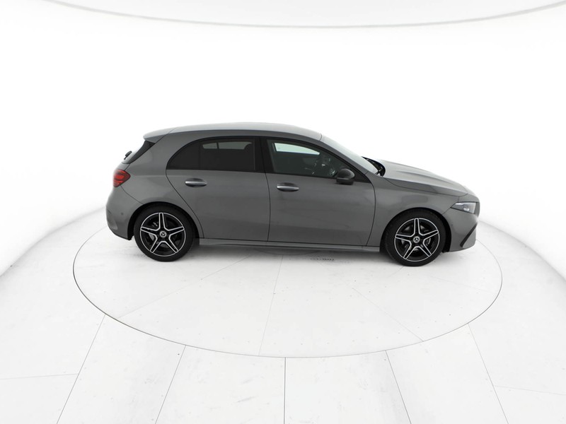 Mercedes Classe A 180 d amg line extra auto diesel grigio