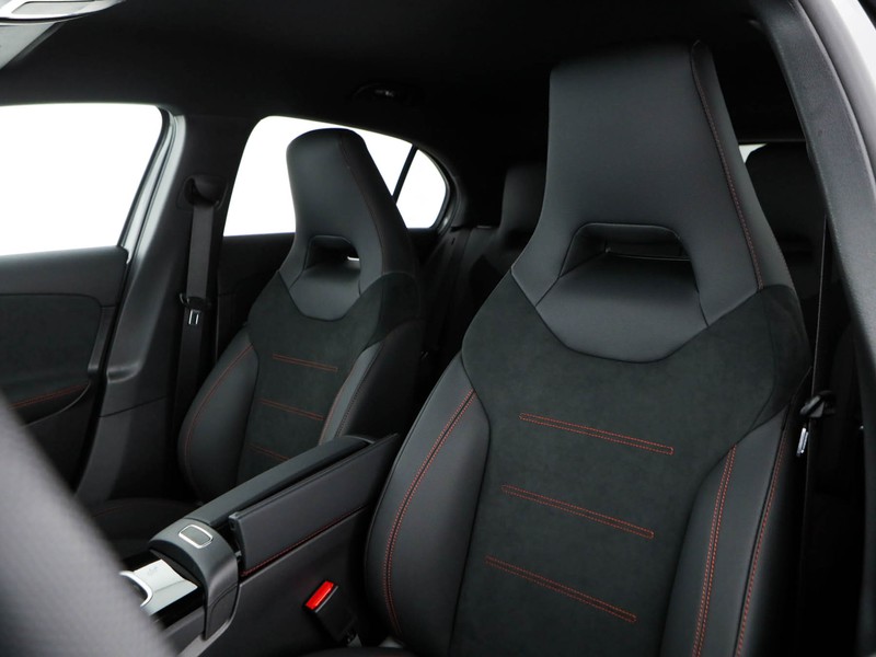 Mercedes Classe A 180 d amg line extra auto diesel grigio