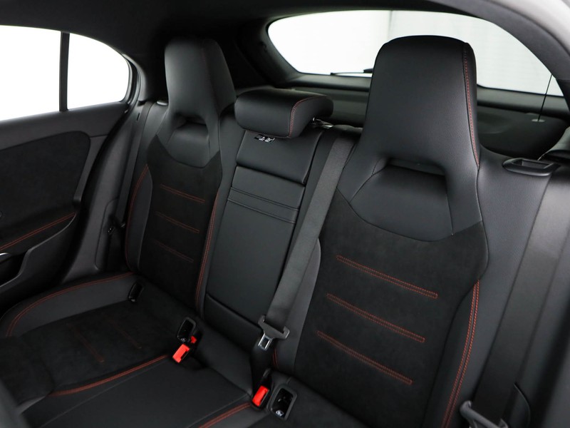 Mercedes Classe A 180 d amg line extra auto diesel grigio