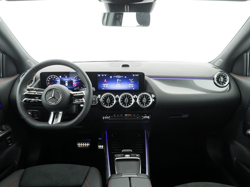 Mercedes GLA 180 Automatic benzina grigio