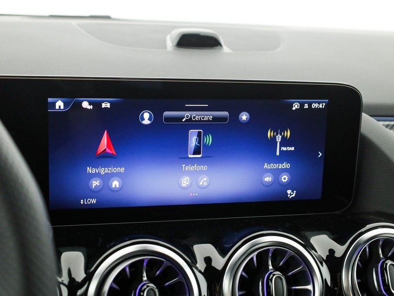 Mercedes GLA 180 Automatic benzina grigio