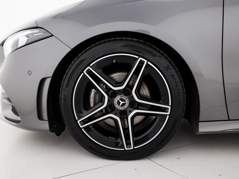 Mercedes Classe A 180 d premium auto diesel grigio