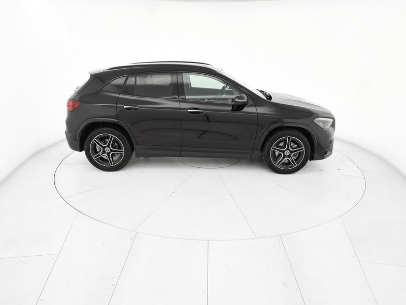 Mercedes GLA 180 Automatic benzina nero