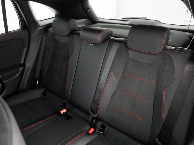 Mercedes GLA 180 Automatic benzina nero