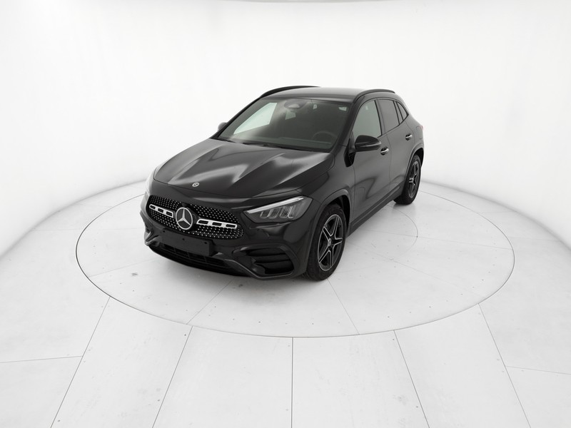 Mercedes GLA 180 Automatic benzina nero