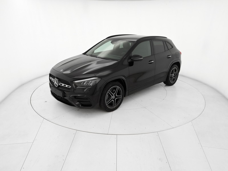 Mercedes GLA 180 Automatic benzina nero