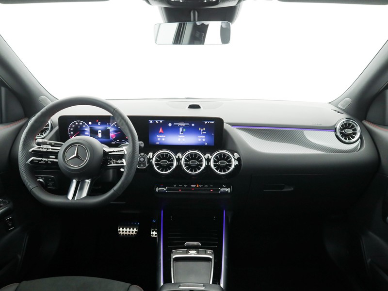 Mercedes GLA 180 Automatic benzina nero