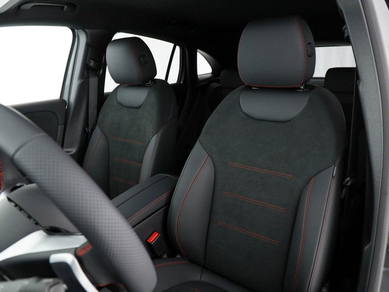 Mercedes GLA 180 amg line extra auto ibrido grigio