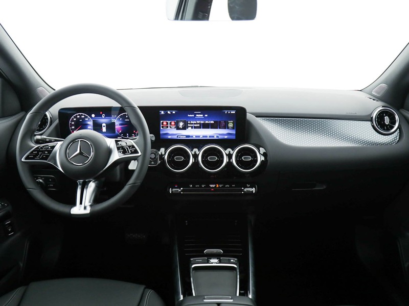 Mercedes GLA 200 d progressive extra auto diesel nero