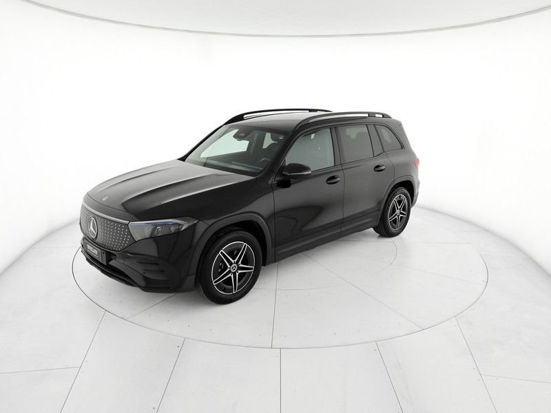 Mercedes EQB - foto 2