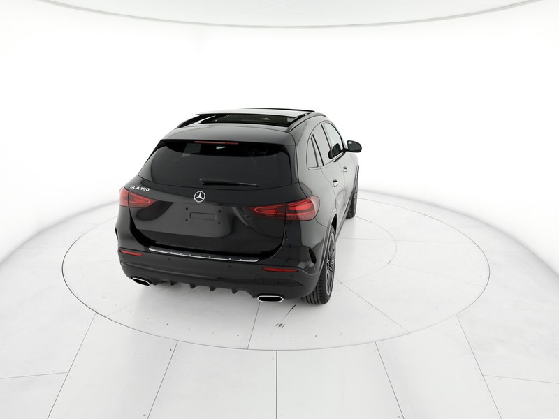 Mercedes GLA 180 Automatic benzina nero