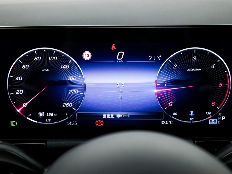Mercedes GLA 180 Automatic benzina nero