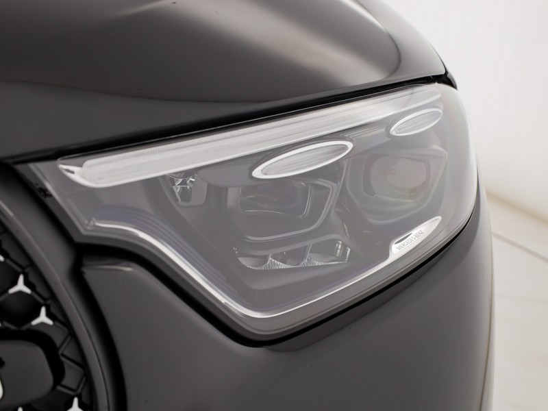 Mercedes GLC 220 d 4MATIC  nero