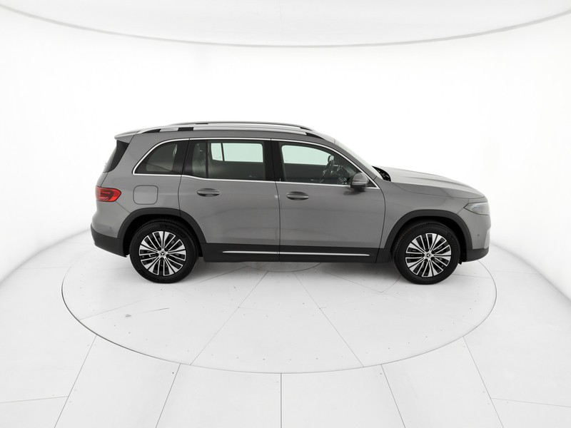 Mercedes EQB 300 progressive advanced 4matic elettrica grigio