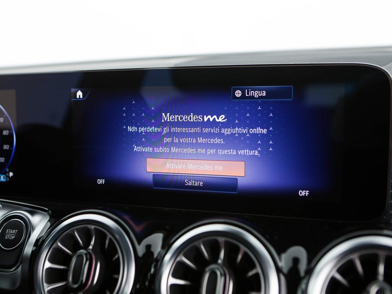 Mercedes EQB 300 progressive advanced 4matic elettrica grigio