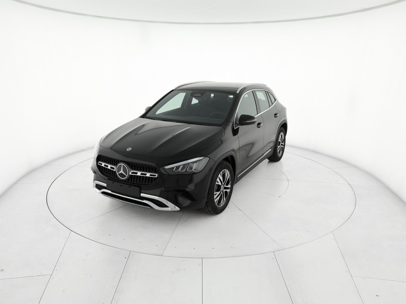 Mercedes GLA 180 Automatic benzina nero