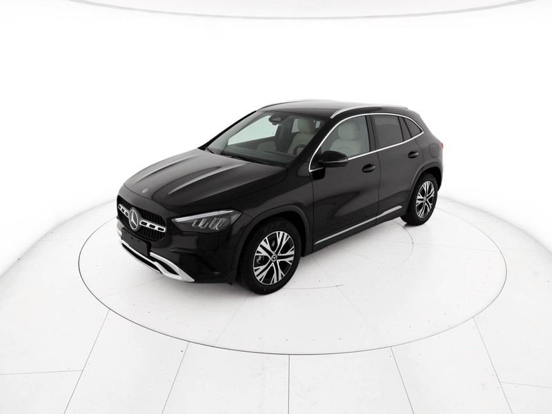 Mercedes GLA - foto 2