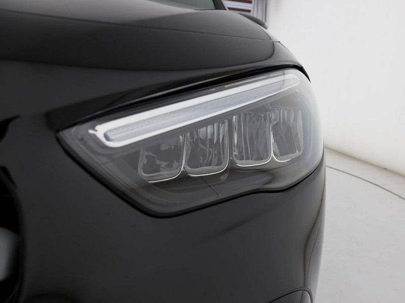 Mercedes GLA 180 progressive extra auto benzina nero
