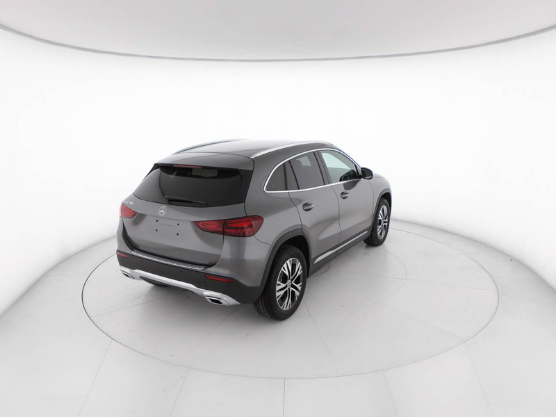 Mercedes GLA - foto 3