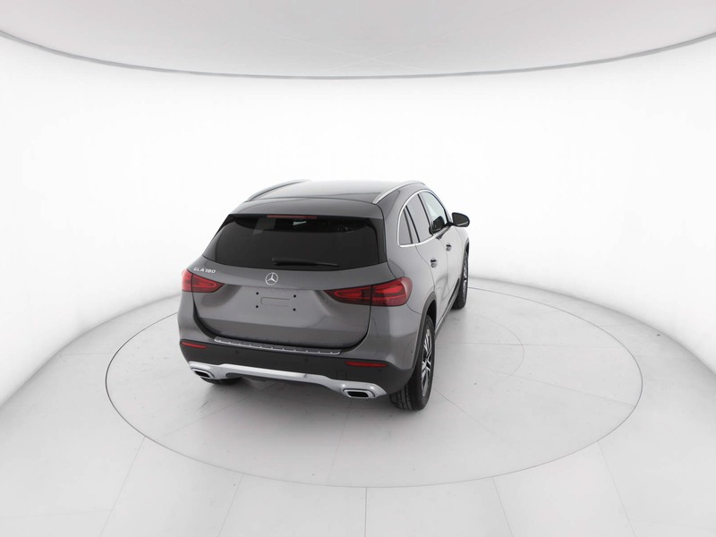 Mercedes GLA 180 progressive extra auto benzina grigio