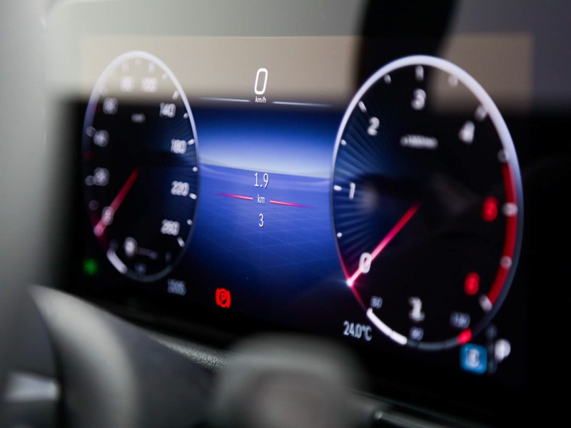 Mercedes GLA 180 amg line extra auto benzina grigio