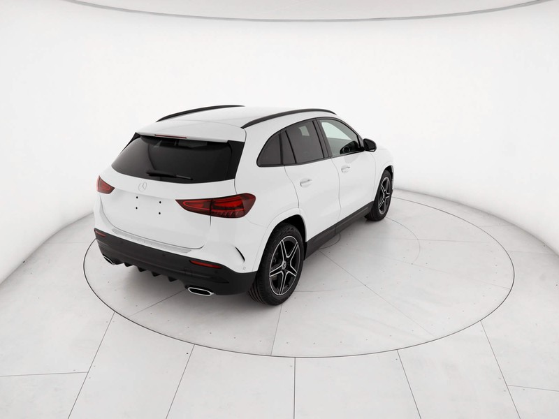Mercedes GLA - foto 3