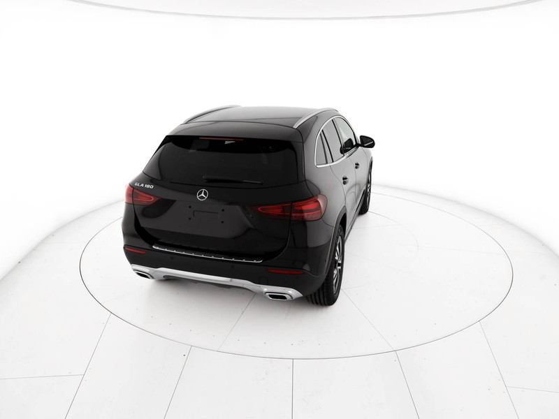 Mercedes GLA 180 progressive extra auto benzina nero