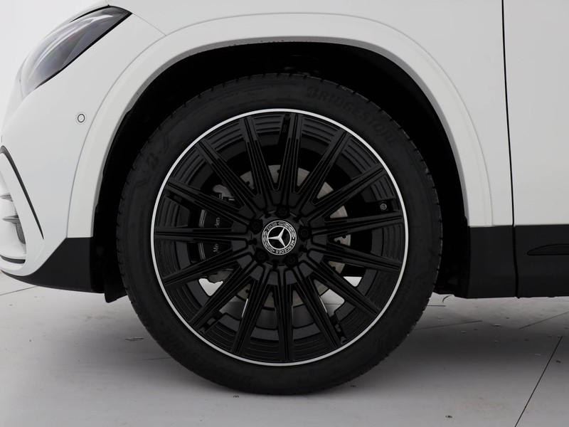 Mercedes GLA 200 d amg line extra auto diesel bianco