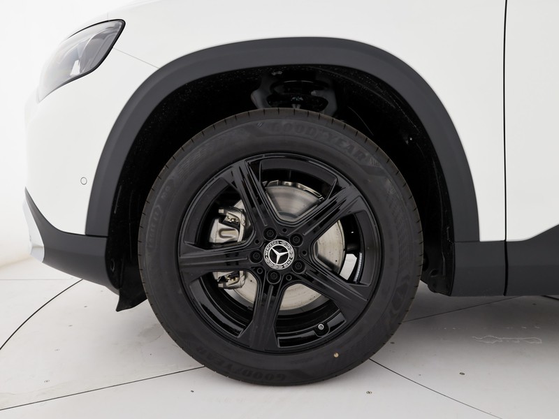 Mercedes GLB 180  bianco