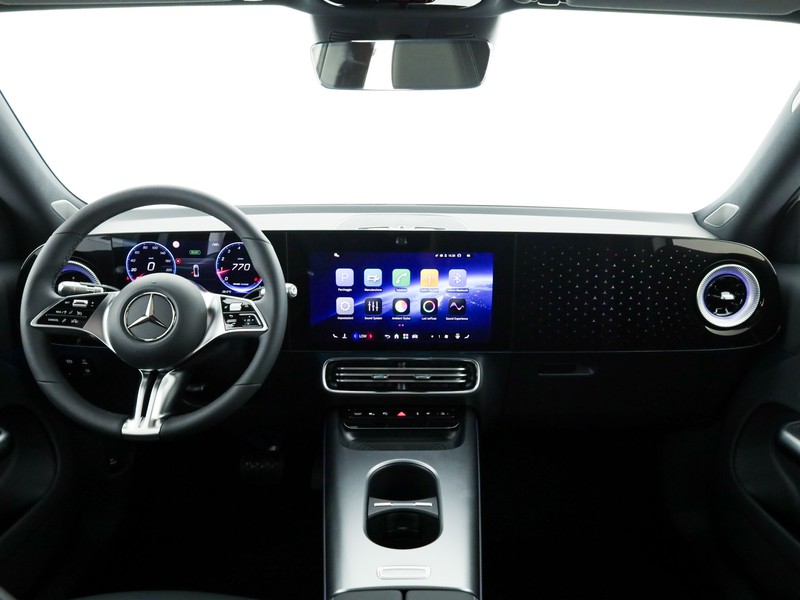 Mercedes GLB 180  bianco