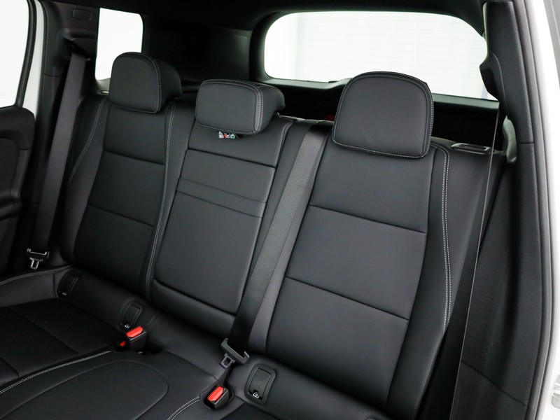 Mercedes GLB 180  bianco