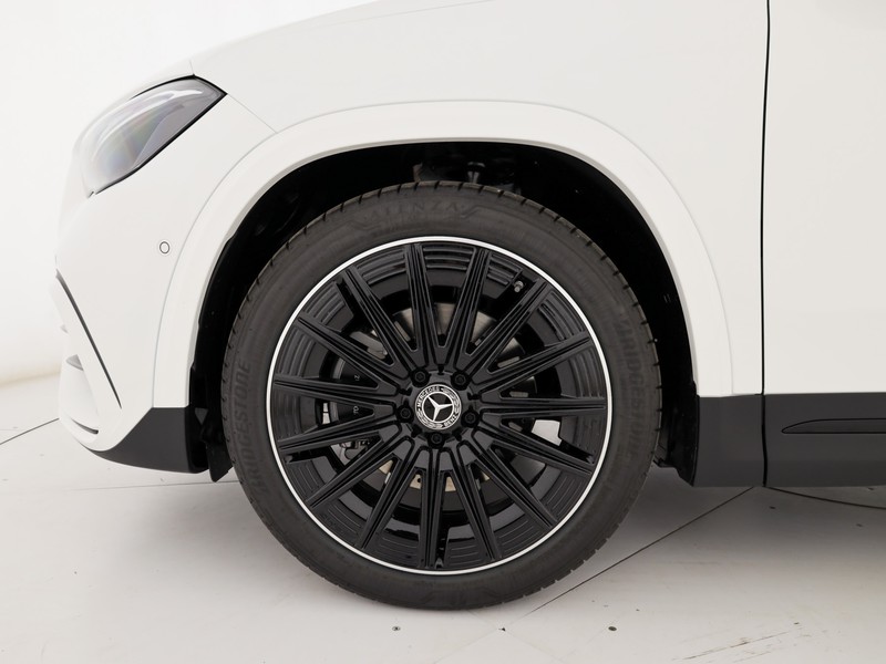 Mercedes GLA 180 Automatic benzina bianco