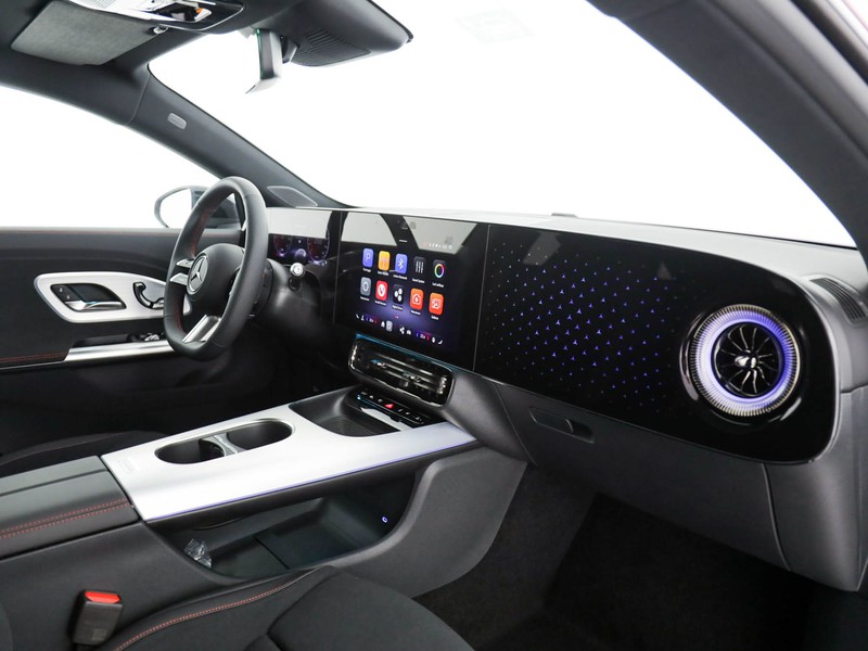 Mercedes CLA Coupè elettrica 250+ premium elettrica rosso