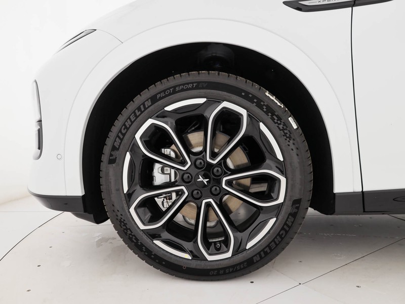 XPENG G6 68,5 kwh standard range rwd elettrica bianco