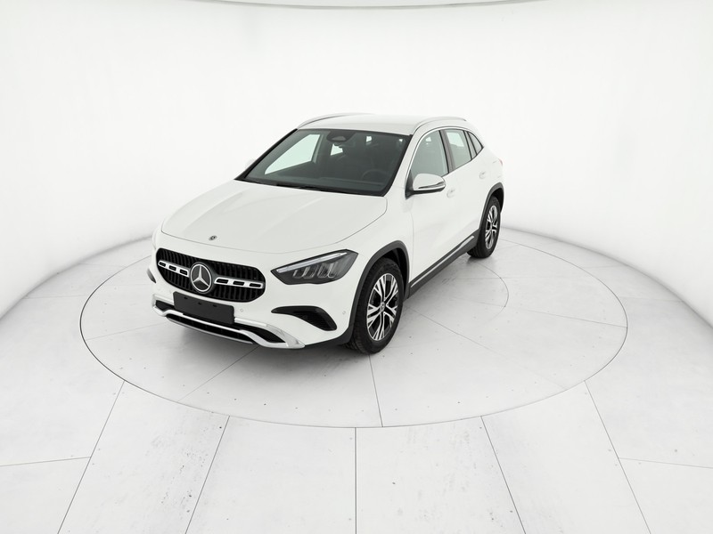 Mercedes GLA 180 Automatic benzina bianco