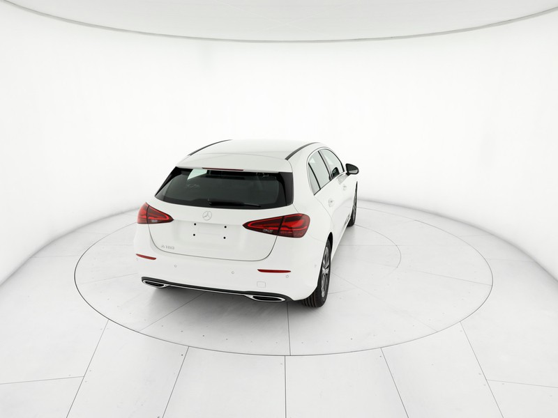 Mercedes Classe A 180 progressive extra auto benzina bianco