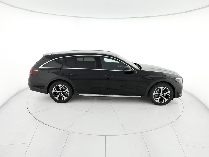 Mercedes Classe E SW All-Terrain E 220 d 4MATIC All Terrain  nero