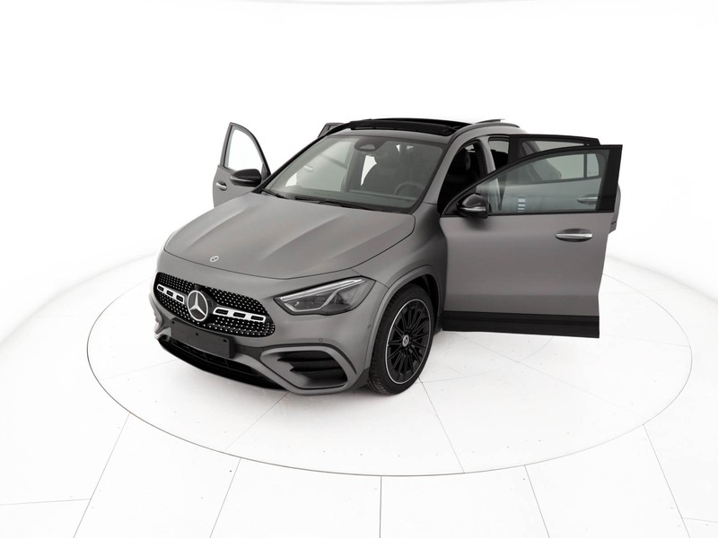 Mercedes GLA 200 d automatic diesel grigio