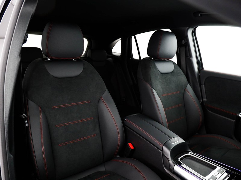 Mercedes GLA 180 Automatic benzina nero